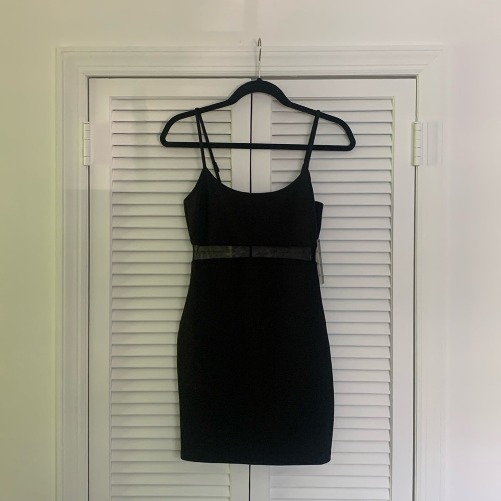 NWT Lulu’s black bodycon dress